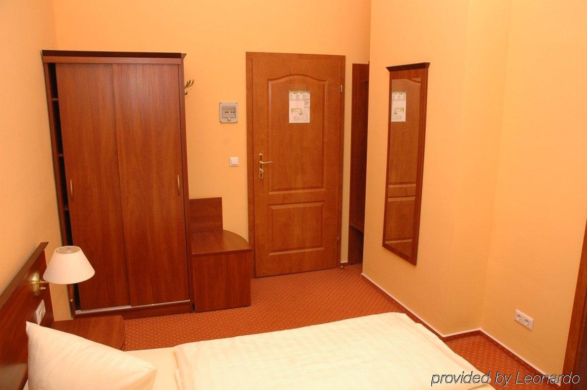 Rewari Hotel Βερολίνο Δωμάτιο φωτογραφία