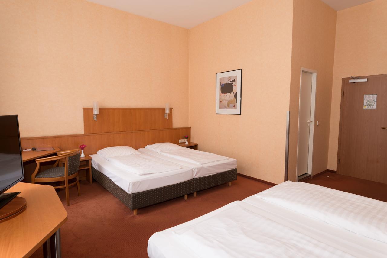 Rewari Hotel Βερολίνο Εξωτερικό φωτογραφία