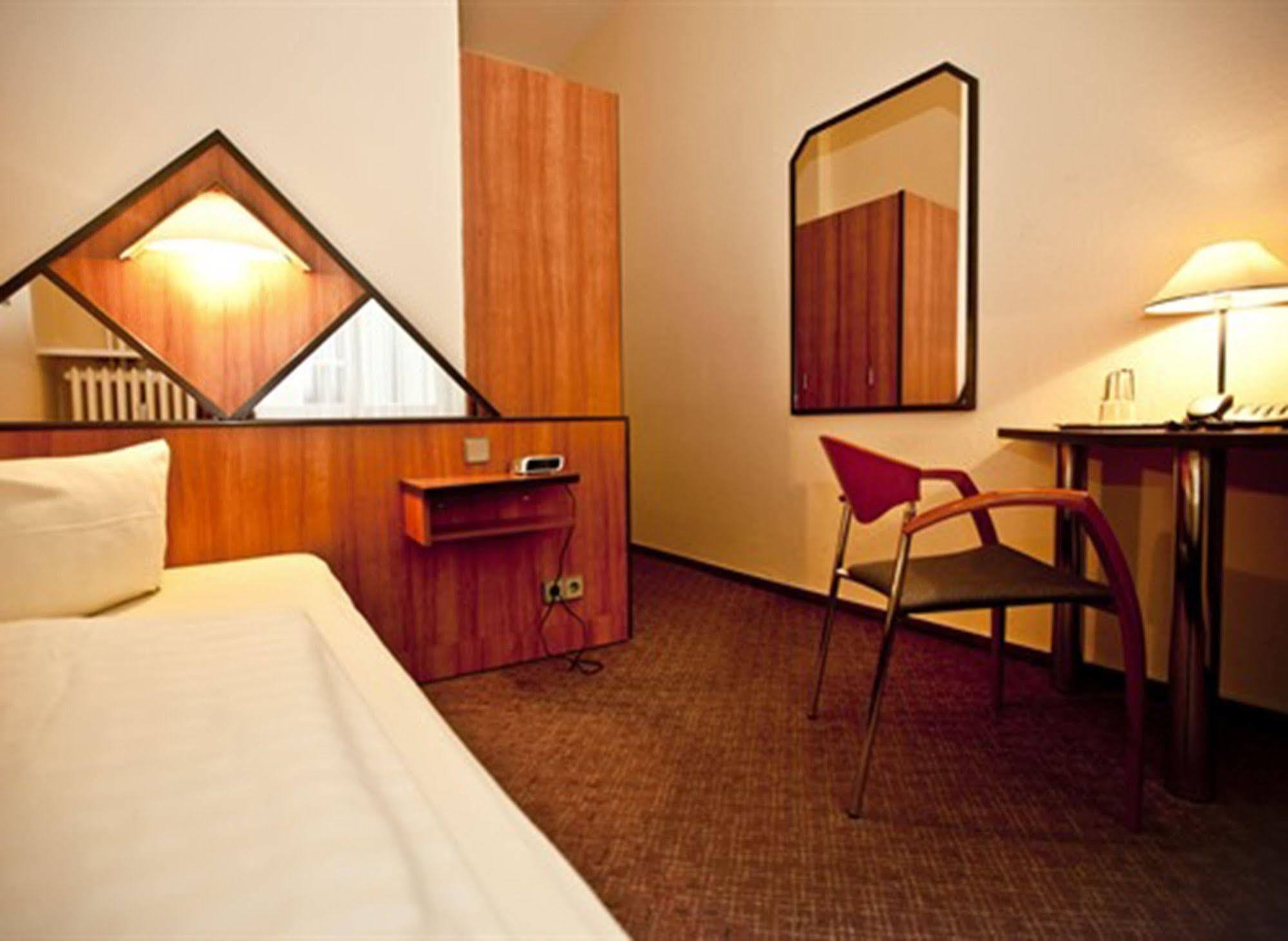 Rewari Hotel Βερολίνο Εξωτερικό φωτογραφία