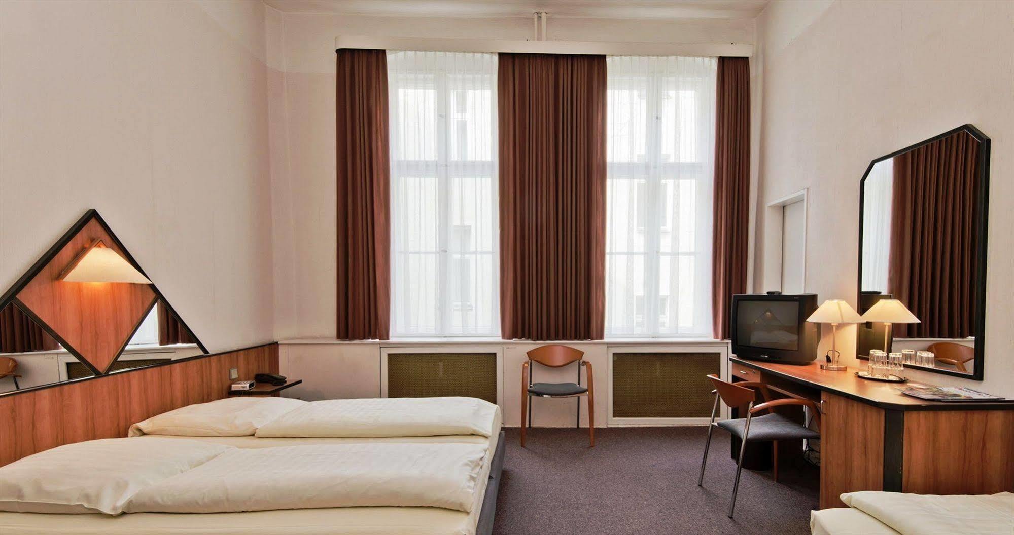 Rewari Hotel Βερολίνο Εξωτερικό φωτογραφία