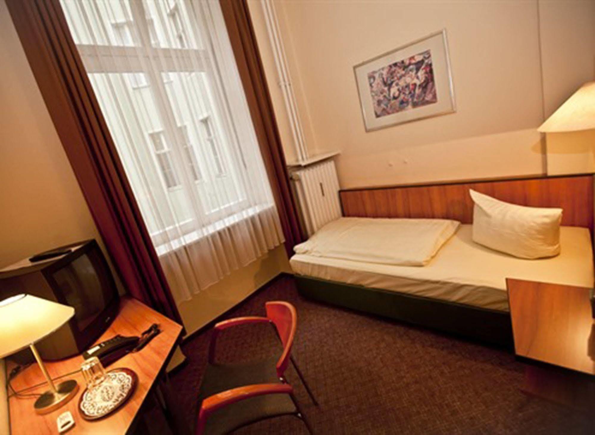Rewari Hotel Βερολίνο Εξωτερικό φωτογραφία