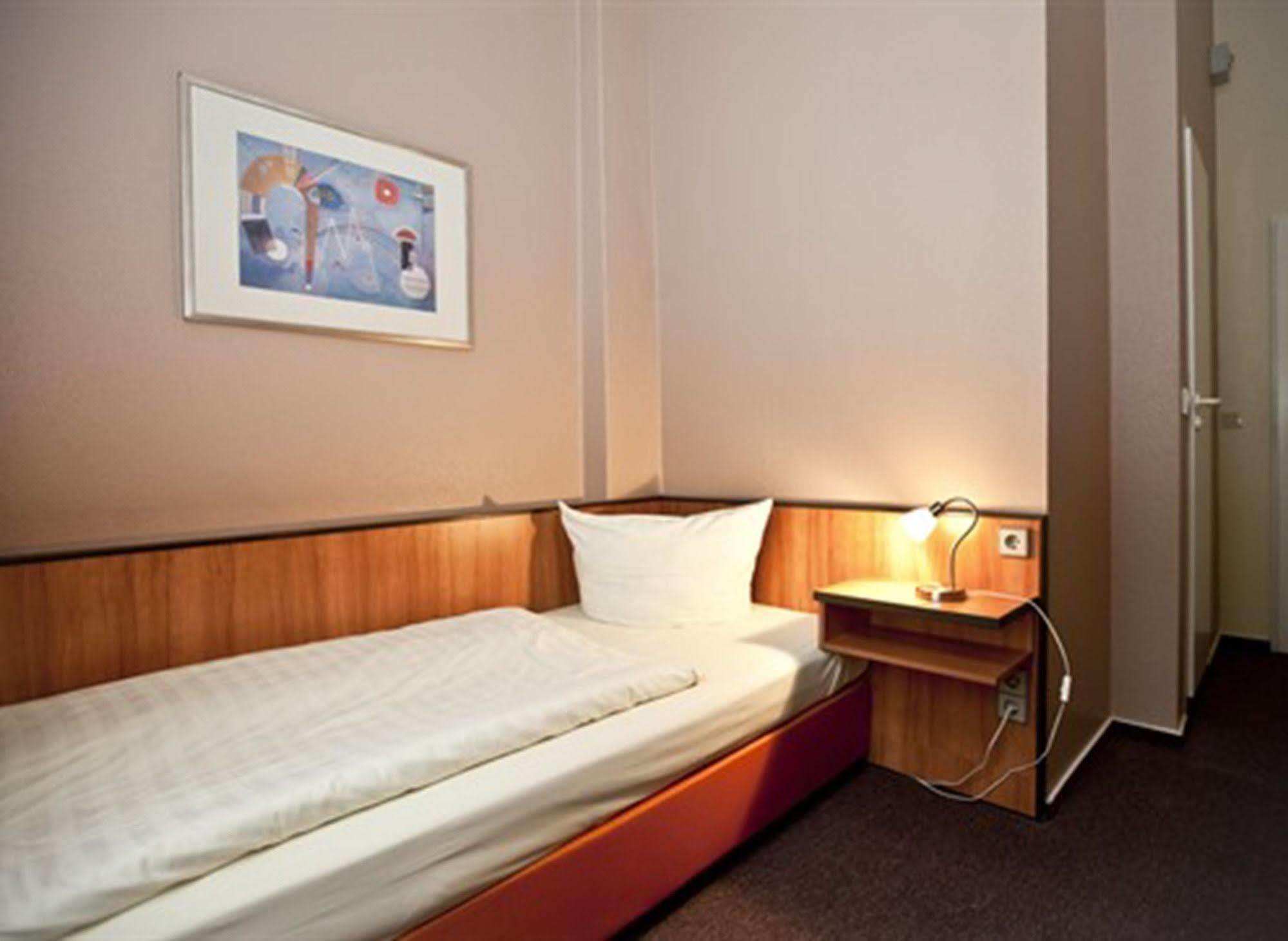 Rewari Hotel Βερολίνο Εξωτερικό φωτογραφία